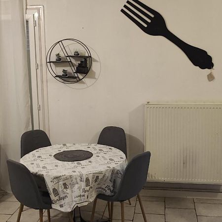 F3 Plein Centre Ville De Gien Zewnętrze zdjęcie